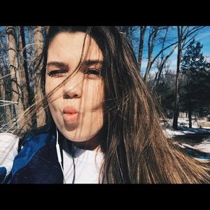 Meet your Posher, Hope